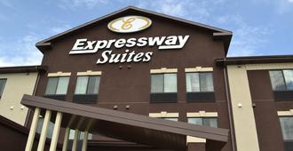 Expressway Suites of Grand Forks - Grand Forks