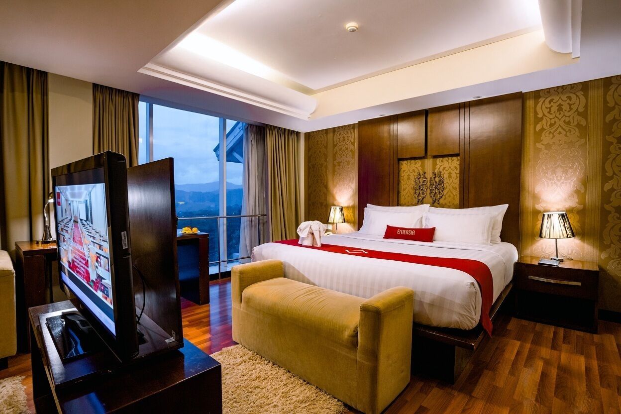 Emersia Hotel & Resort - Bandar Lampung