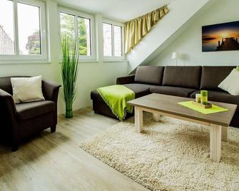 Frau-Clara-Haus-Ecke-3 - Eckernförde - Salon