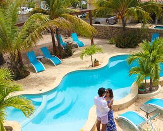 Aqua Viva Suites - Kralendijk - Svømmebasseng