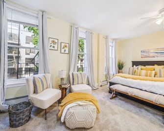 Beautifully renovated comfy one bedroom apartment, -- minutes from Manhattan - Brooklyn - Makuuhuone