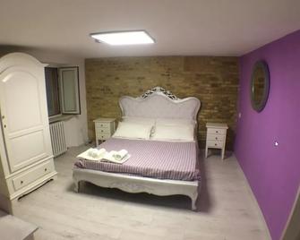 B&B La Lanterna - Fermo - Schlafzimmer