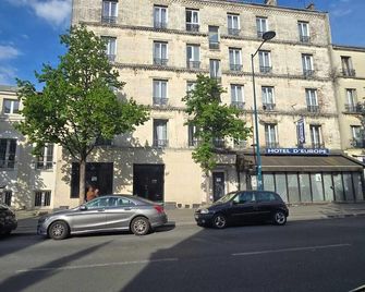 Hôtel de l'Europe - Pantin - Gebouw