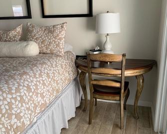 Private Entrance Queen Suite - Bakersfield - Chambre
