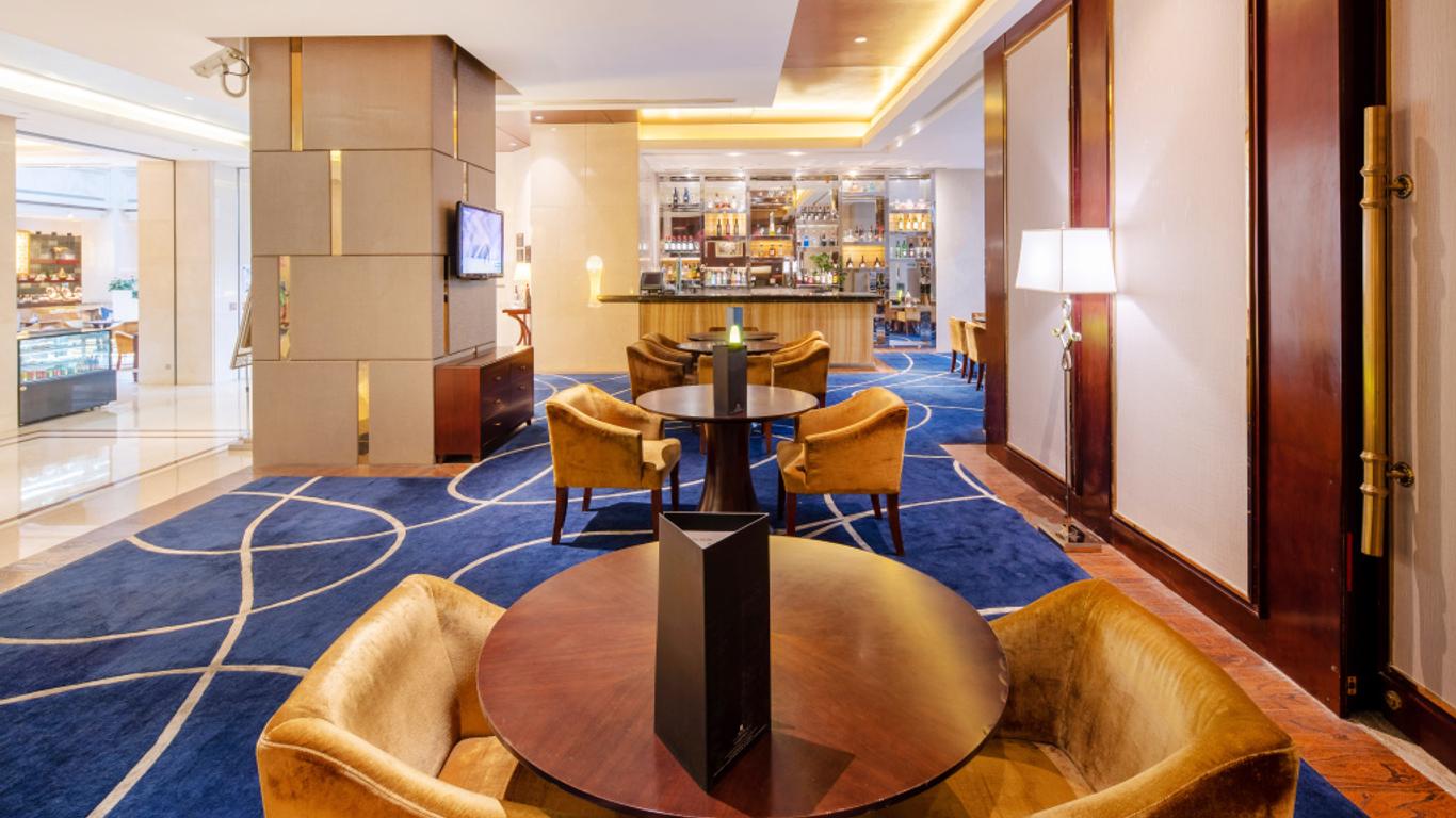 Regal Plaza Hotel & Residence Waigaoqiao