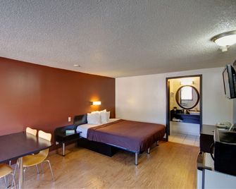 Americas Best Value Inn Heath-Newark - Heath - Спальня
