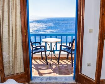 Anemos Studios - Andros - Balcón