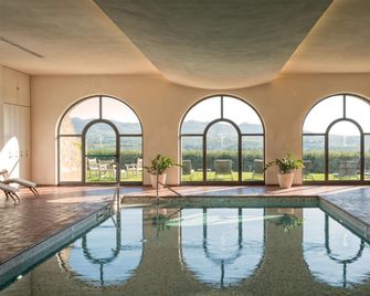 Hotel Le Fontanelle - Pianella - Piscina