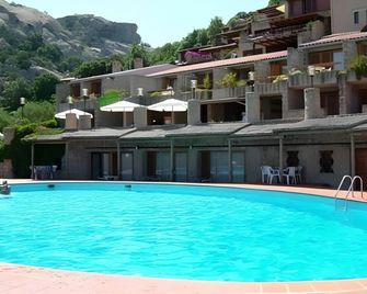Hotel Olimpia - Baia Sardinia - Piscina