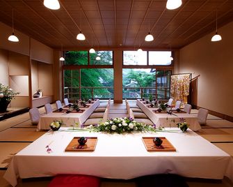 Asaba - Izu - Restoran