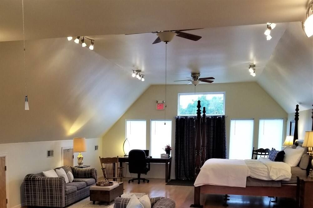 Luxury Loft minutes from Laurel Highlands - Uniontown - Slaapkamer