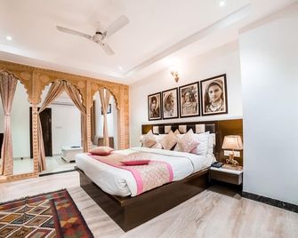 Hotel Radhika - Jaisalmer - Bedroom