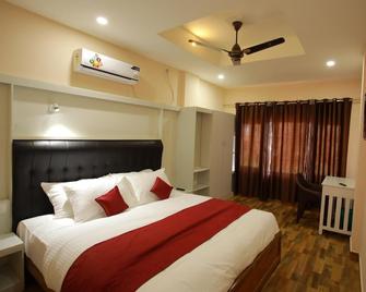 Hotel Wayanad Square - Mananthavady - Bedroom