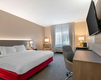 Comfort Inn & Suites - Zanesville - Bedroom