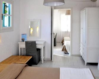 Fos Suites - Agios Ioannis
