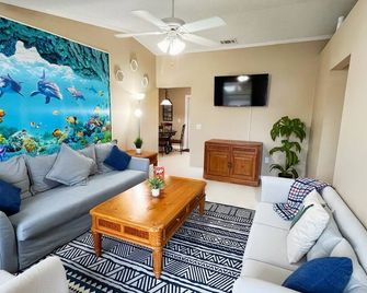 Blockhaven Near Legoland & Disney - Winter Haven - Stue