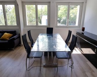 Logement refait à neuf - Clim & Parking privé - Montpellier - Eetruimte