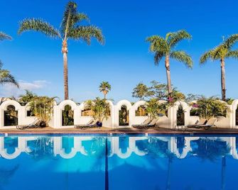 Experience the best of San Diego! 4 Large Units with Bay View! FREE Parking! - San Diego - Pileta