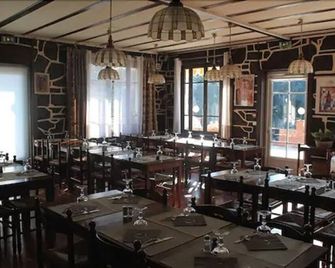 Hôtel Restaurant Maison Blanche - Rungis - Restaurant