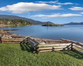 Yes World Class Fun - Deer Harbor - Vista del exterior
