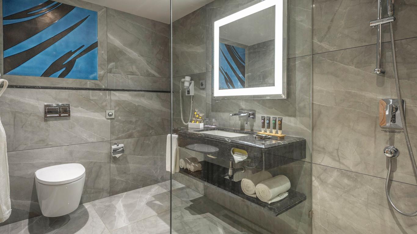 Novotel Vijayawada Varun