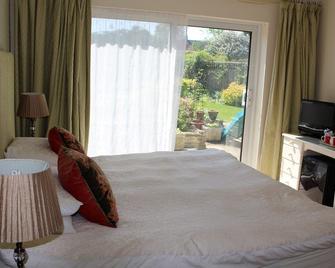 The Laurels Guesthouse - Witney - Bedroom