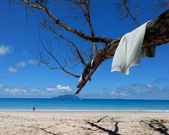 Unique & Fun Accommodation on a Boat in Paradise. - Đảo Eden - Bãi biển