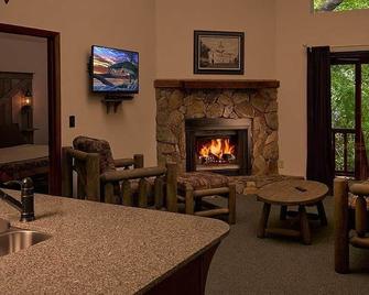 Twin Lakes Camp Resort - DeFuniak Springs - Sala de estar