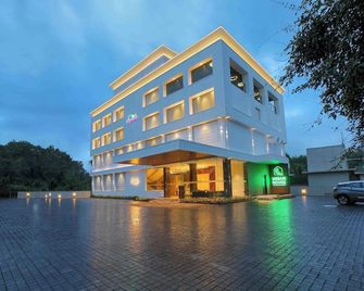 Park Residency Puthupally - Karukachal - Building