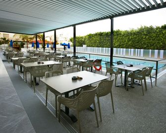 Pefkos City Hotel - Limassol - Svømmebasseng