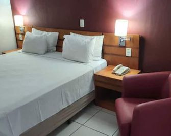 Vitoria Praia Hotel - Vitoria - Chambre