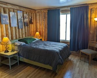 Gates of the Flat Tops at Whiskey Rivers - Meeker - Habitación