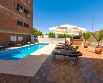 Hotel Royal - Colonia del Sacramento - Pool