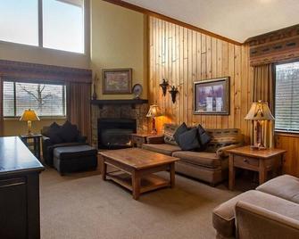 Blue Ridge Village - Banner Elk - Living room
