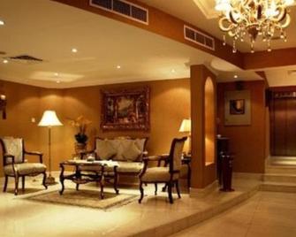 Al Sharq Hotel - Sharjah - Lobby