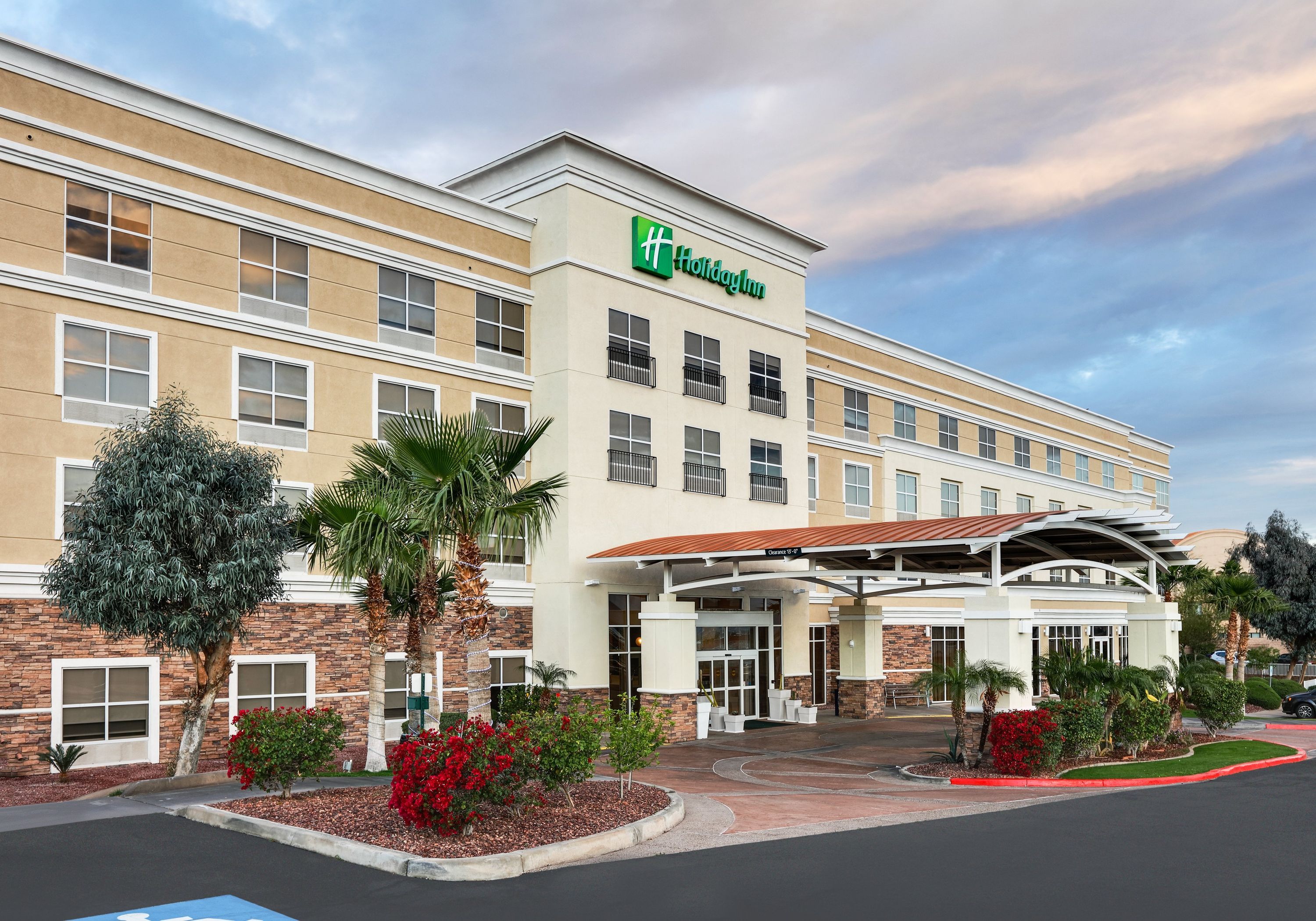 Holiday Inn Yuma By IHG - יומה - בניין