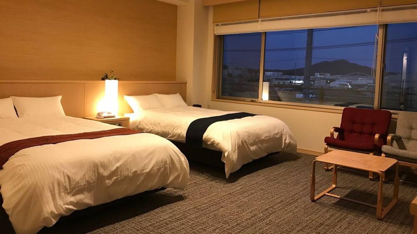 Japanese Style Hotel Isomura