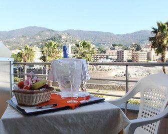 Hotel Elena - Recco - Balcone