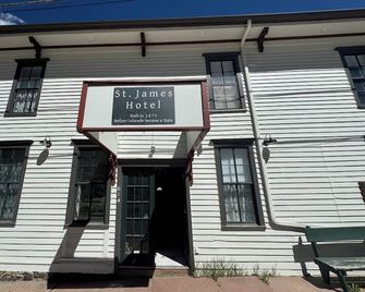 St James Hotel - Georgetown - Edificio