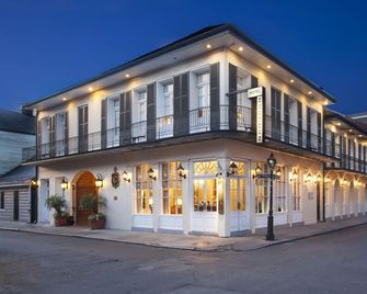 Chateau Hotel - New Orleans - Building