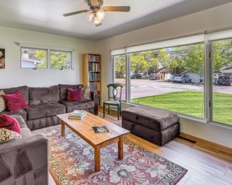 Walk to Flathead Lake Airy Home with Mtn Views! - Polson