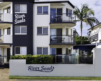 River Sands Apartments - Maroochydore - Building