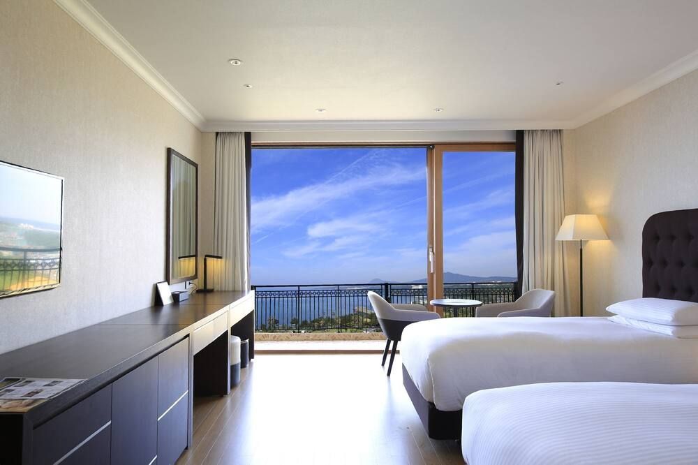 Jeju Booyoung Resort - סאוגוויפו - חדר שינה