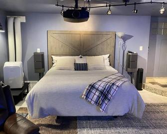 Cozy 1-bedroom apartment in delightful Orem with WiFi, AC and theater. - Orem