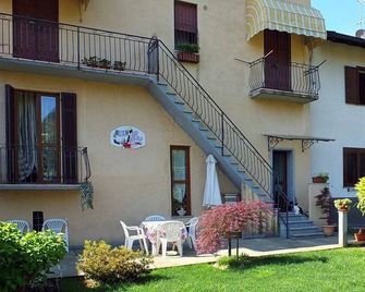 Pella: House / Villa - Pella - Pella - Building