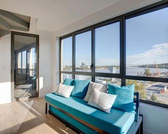 GuestReady - Séjour lumineux et élégant à Bordeaux - بوردو - غرفة معيشة