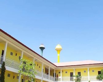 Amonruk Hotel 1 - Phrae - Edificio