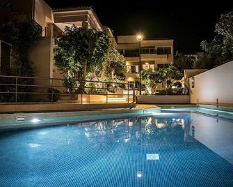 Creta Elena - Chania - Pool