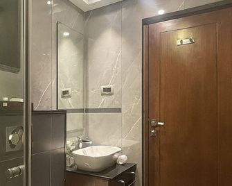 Lance 21 Premium Serviced Apartments - Madrás
