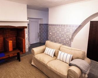 Casa Alba - The Natural Lodgings and Retreats - Alter do Chão